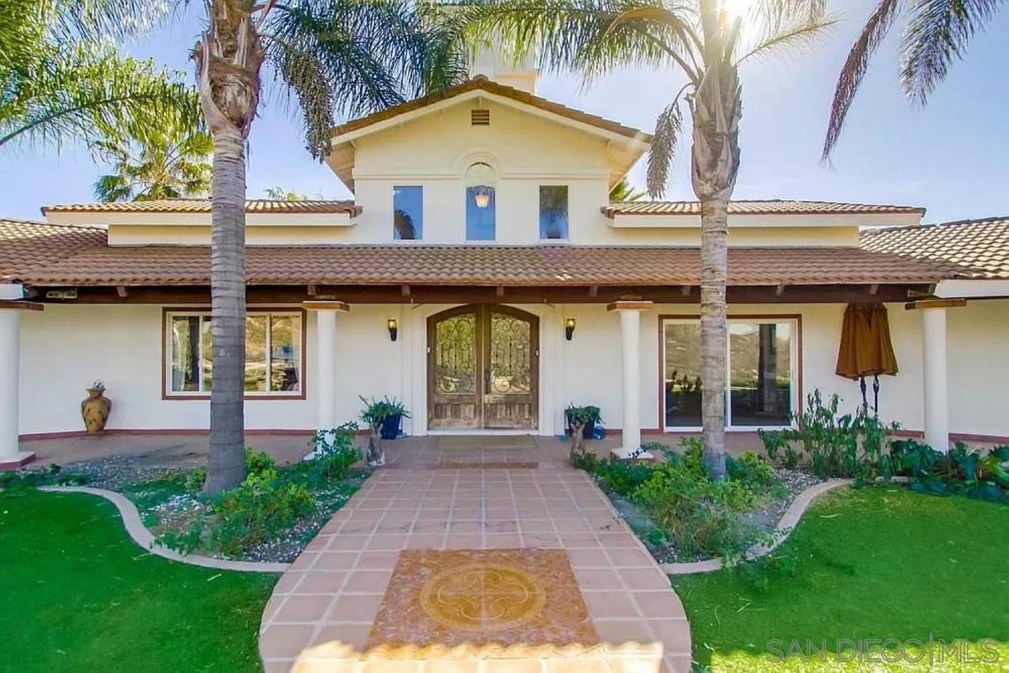 Private Home On 10 Acres - Heated Salt Pool & Jacuzzi, Mountain & City Views, Horseshoes, Basketball, Bbq, Golf Putting, Foosball, Croquet, Bose Stereo, White Cotton Bedding - Hilltop Hacienda, Pool Heat Optional Jamul エクステリア 写真